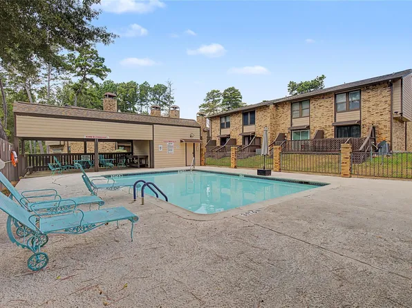 2521 Crosstimbers St APT H3, Huntsville, TX 77320