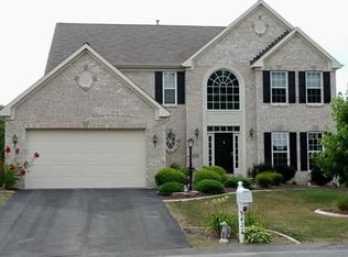 5427 Forest Edge Dr, Mc Donald, PA 15057