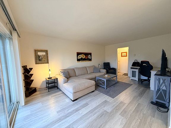 2nd image of 2308 Schader Dr Unit 204