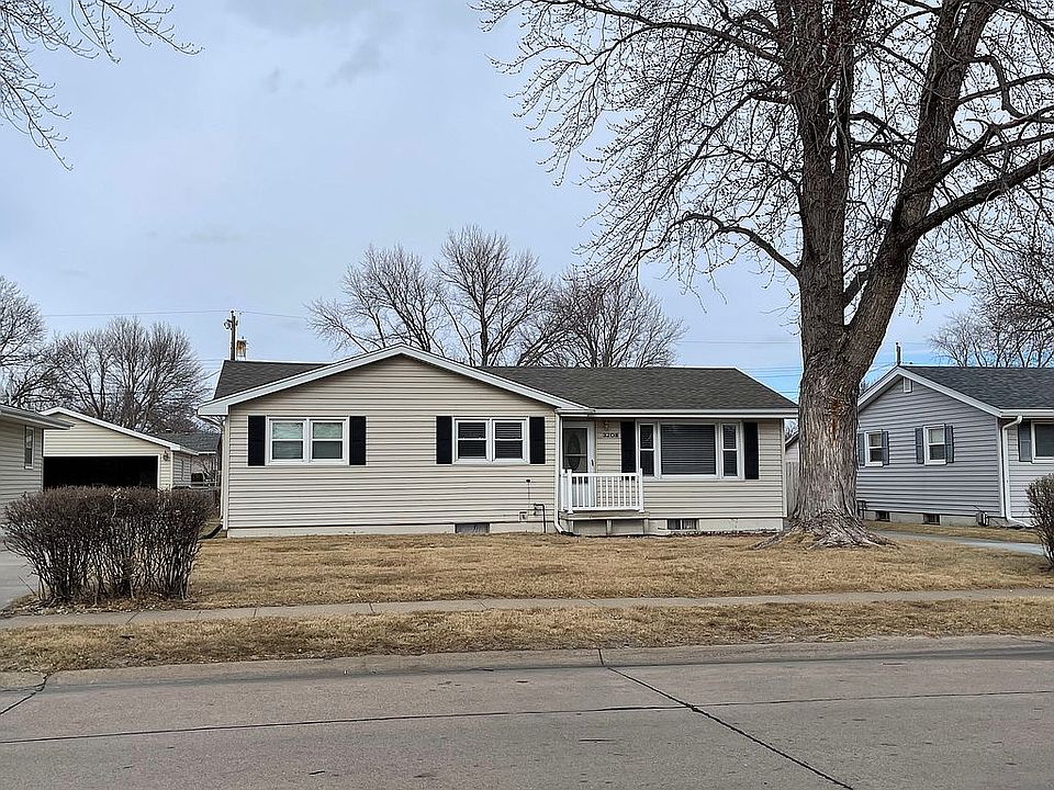 1st image of 3208 W 17th St