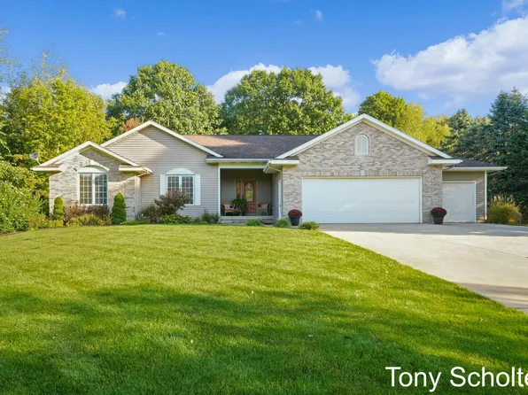 6501 Porter Ln #12, Allendale, MI 49401