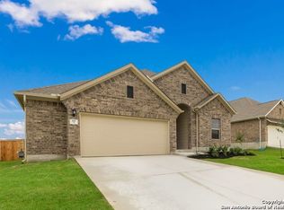 817 Silver Fox, Cibolo, TX 78108