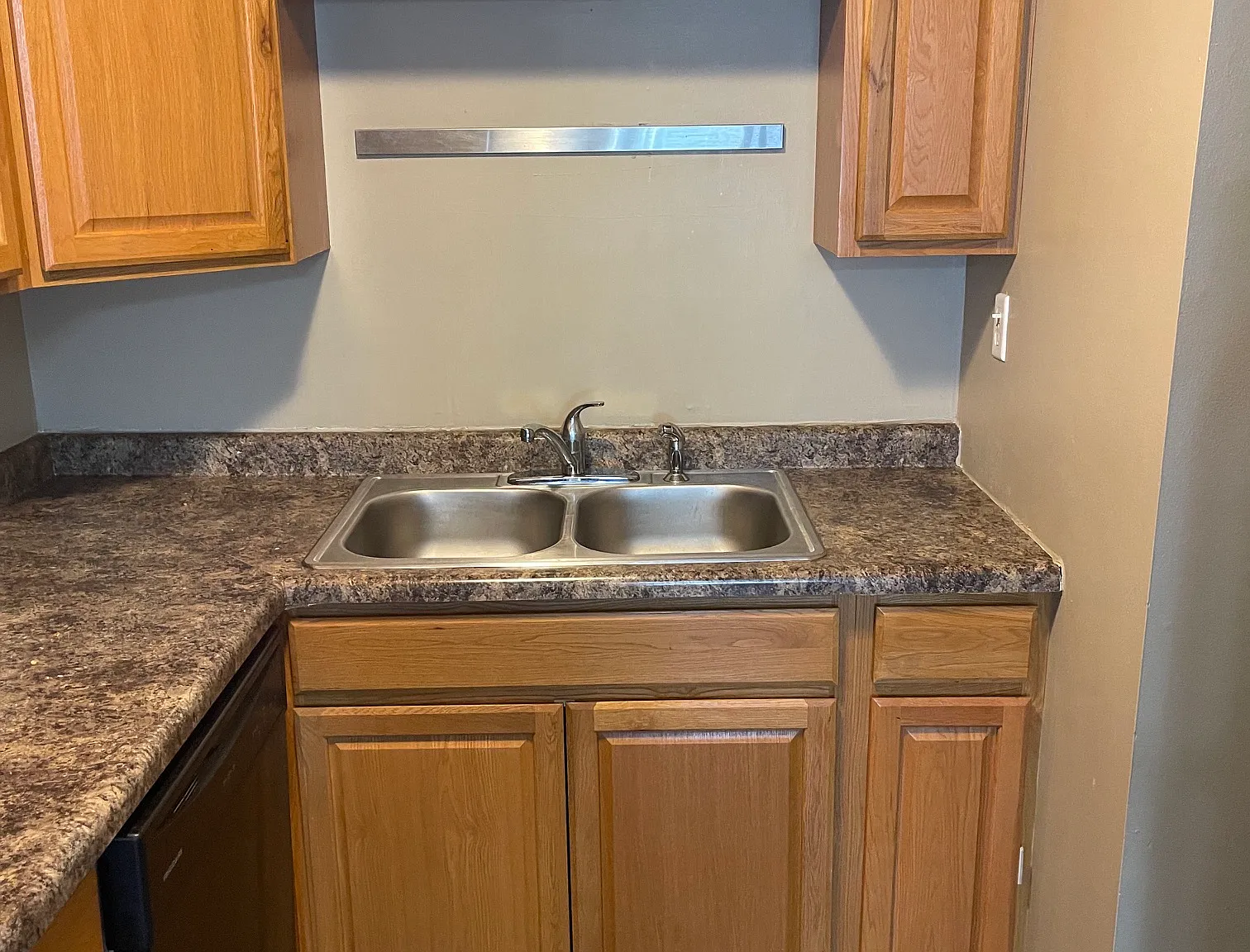 2 bed, 1.5 bath, $950 — Photo 4