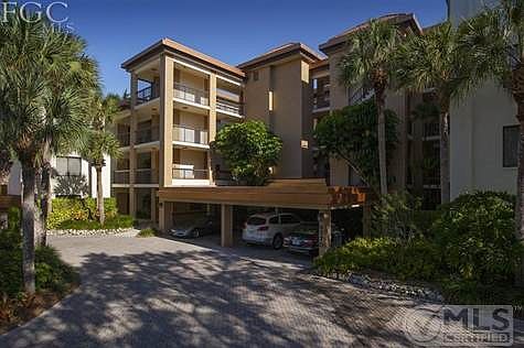 3rd image of 6770 Pelican Bay Blvd APT 212