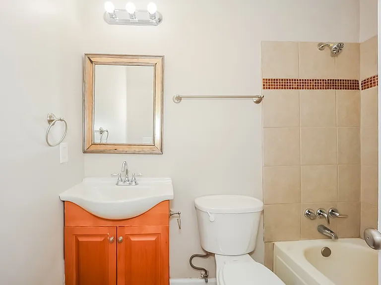 67 Burnham Cir — Photo 12