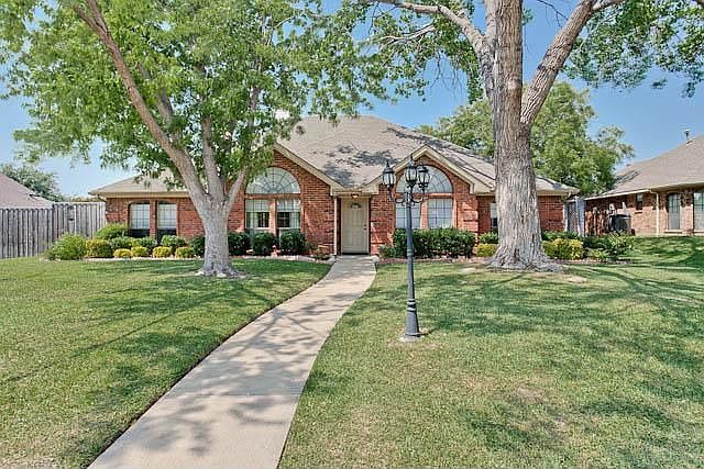 1st image of 2121 Brabant Dr