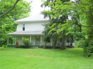 3893 W Lake Rd, Wilson, NY 14172
