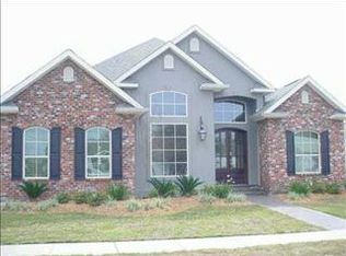 145 Orchard Rd, River Ridge, LA 70123