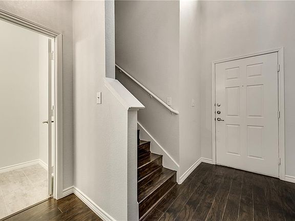 5th image of 3264 Tarrant Ln
