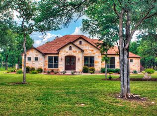 104 Roble Roja Dr, Georgetown, TX 78633