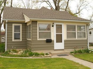 525 Park Ave, Sycamore, IL 60178