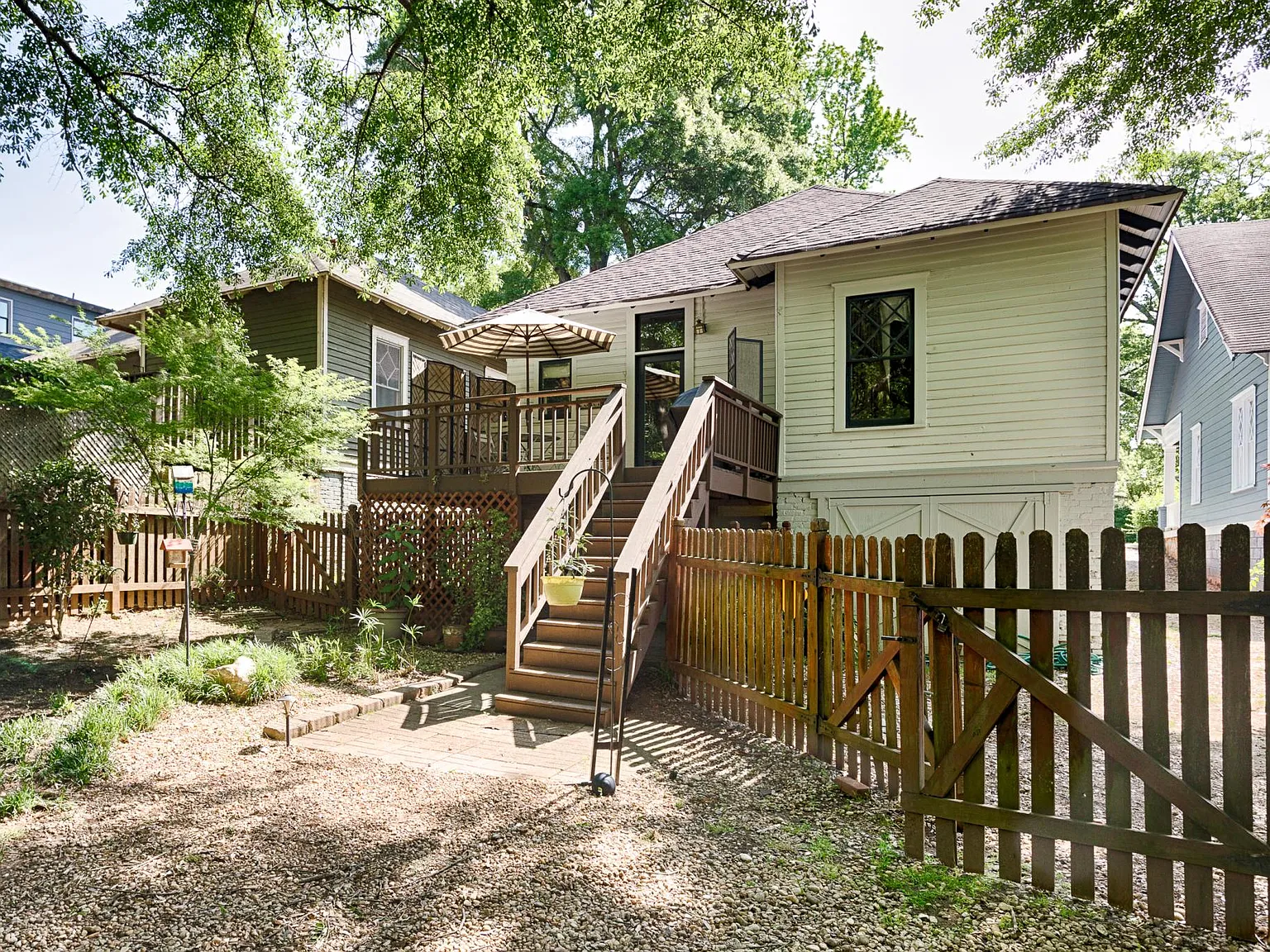 116 Warren St NE — Photo 4