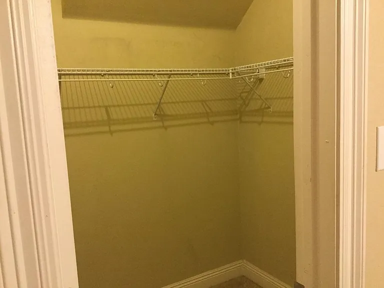 5356 Arlington Ct — Photo 10