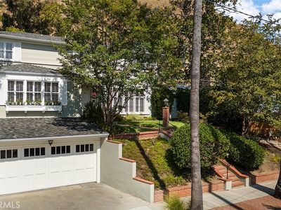 1021 W Mountain St, Glendale, CA, 91202