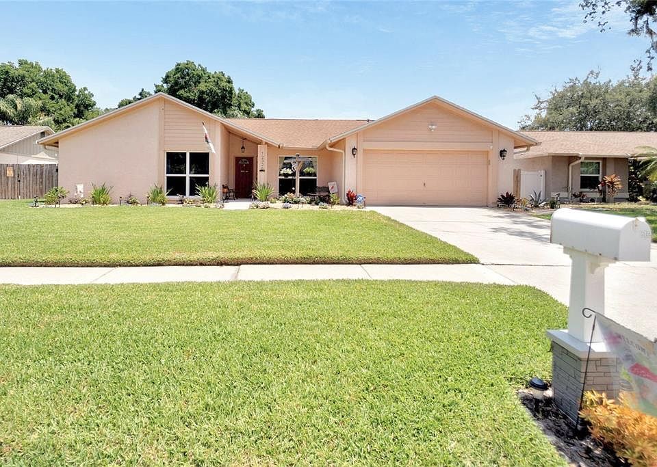 1st image of 12326 Yellow Rose Cir