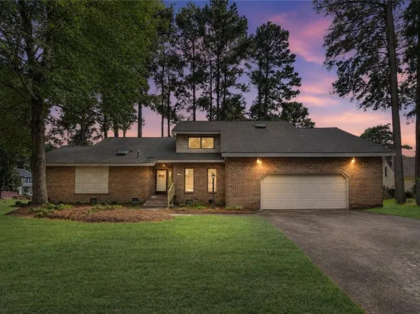 716 Montebello Cir, Chesapeake, VA 23322