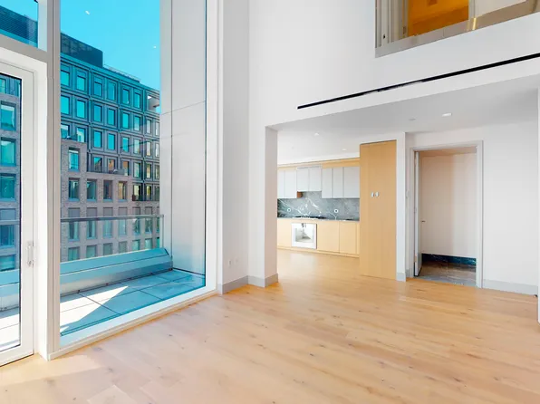 101 W 14th St #8B, New York, NY 10011