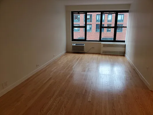 Rented by Corcoran | media 34