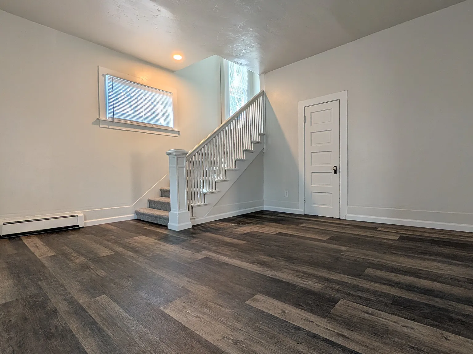 4 bed, 1860 sqft, $2,600 — Photo 3
