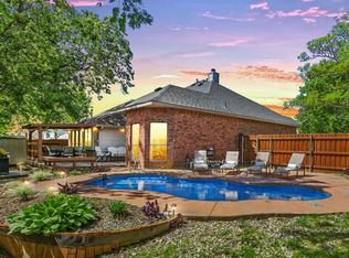 3234 Canary Ln, Midlothian, TX 76065