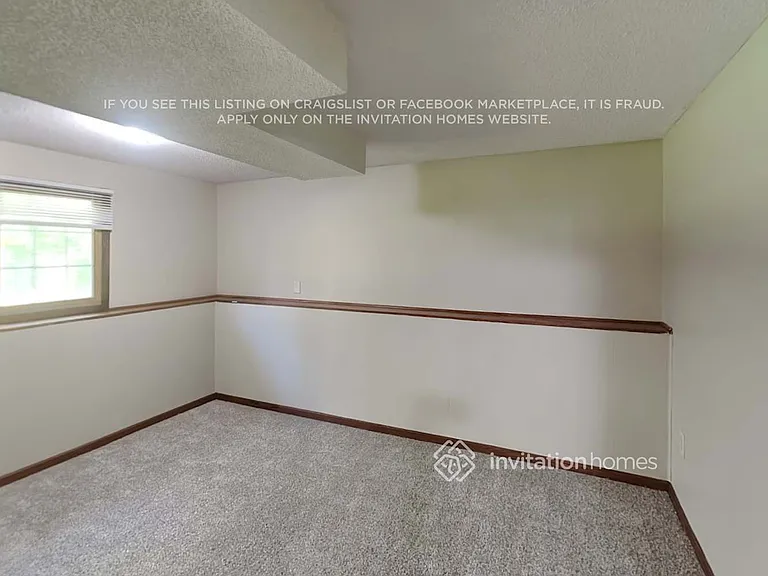 7701 Queen Ave N — Photo 8