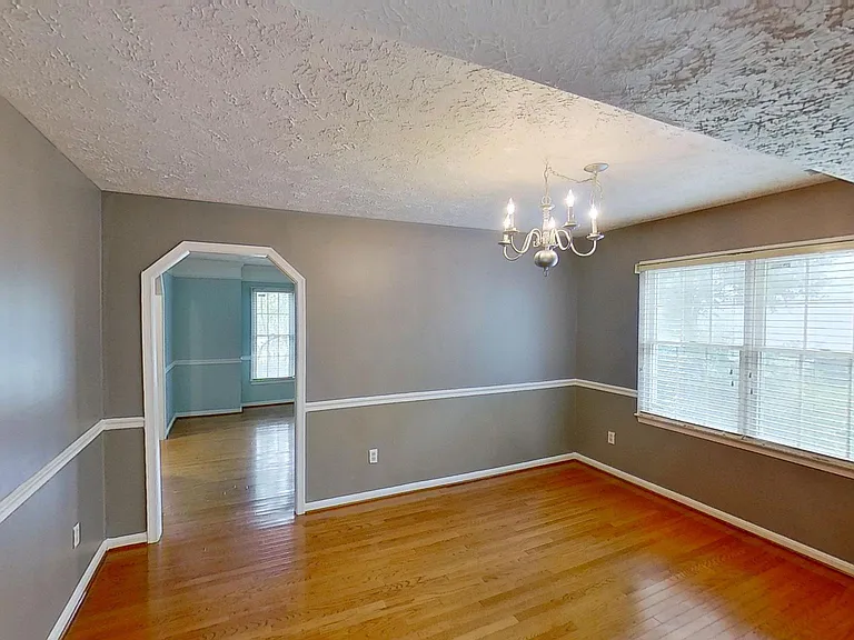 5911 Herring Ct — Photo 18