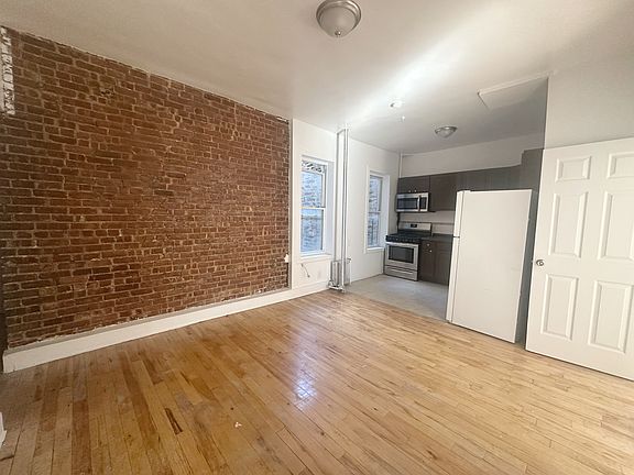 2nd image of 174 W 137th St APT 5
