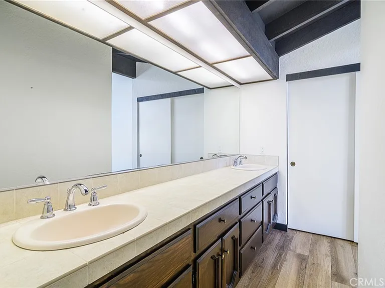 313 Diamond Ave — Photo 15