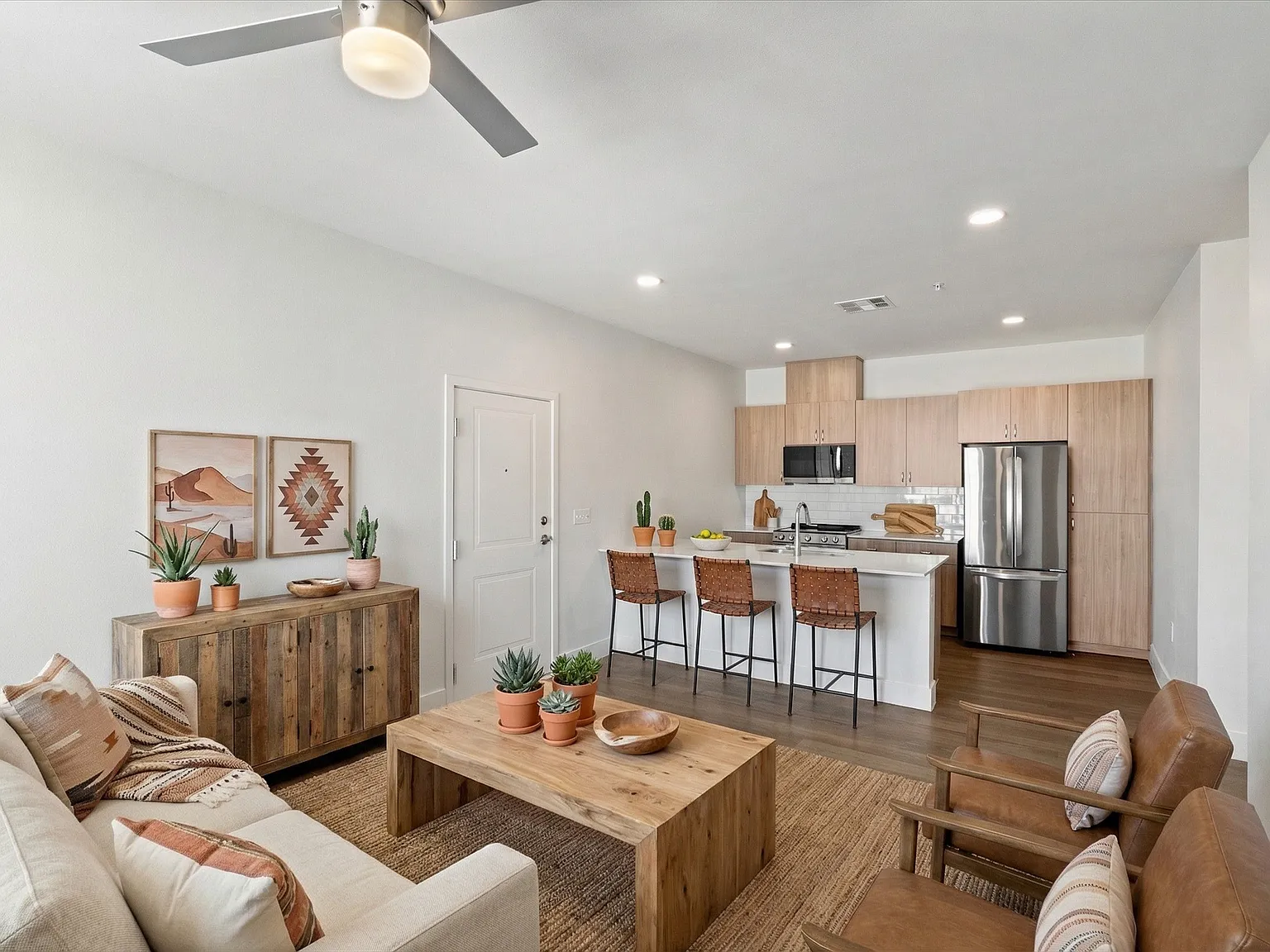 Alma Apartments — Photo 1
