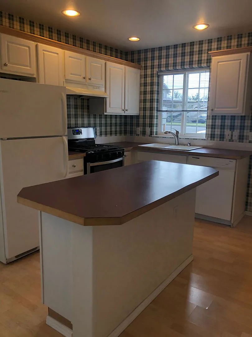 Cherry Grove Townhomes — Photo 3