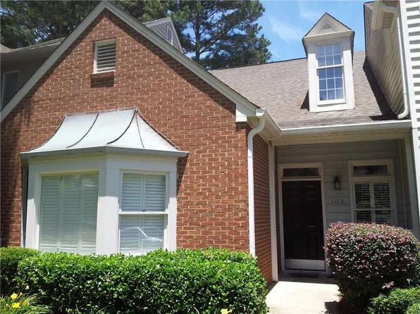 102 Carryback Dr, Marietta, GA 30068