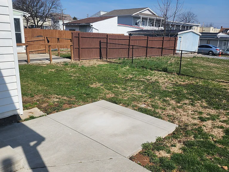 313 Reno Ave — Photo 3