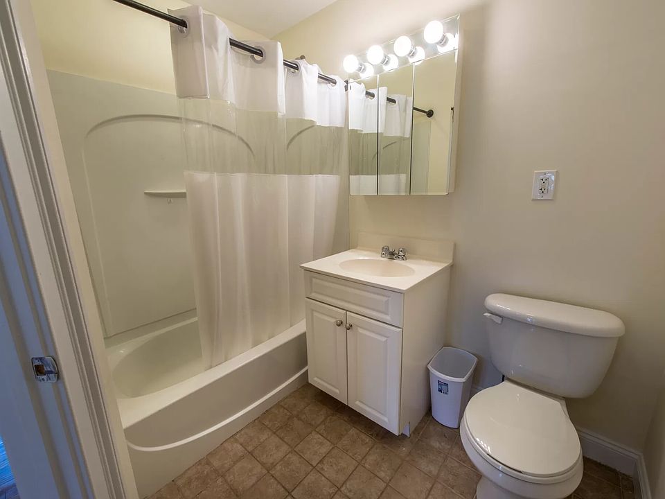 1st image of 41 Ashford St #4D