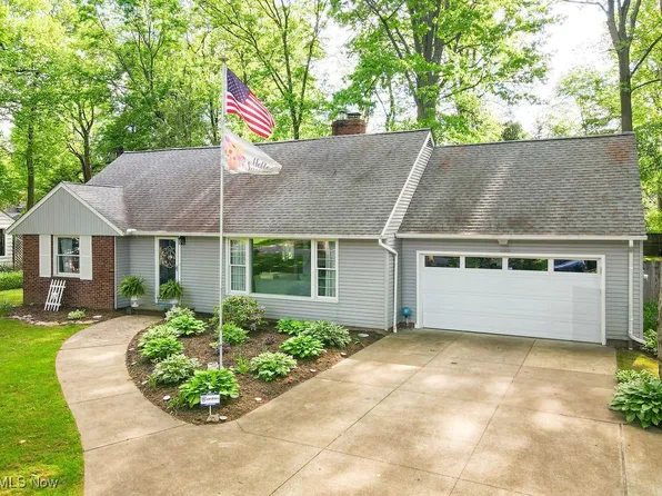 8159 Cherry Ln, Northfield, OH 44067