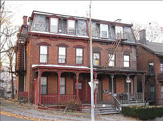 2nd image of 16 S Clinton St APT 3