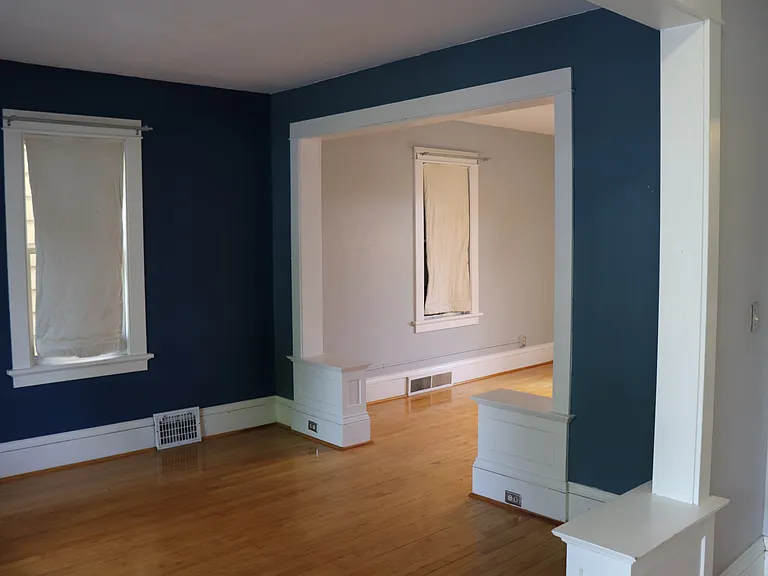 816 E 9th St — Photo 7