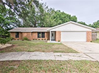 1417 Rustling Oaks Dr, Brandon, FL 33510