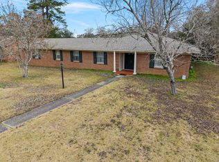 1712 Orchard Dr, Columbia, MS 39429