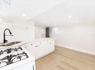 4849 W Hutchinson St, Chicago, IL 60641