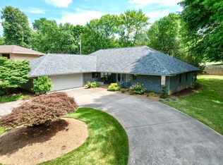 337 N Belaire St, Monett, MO 65708