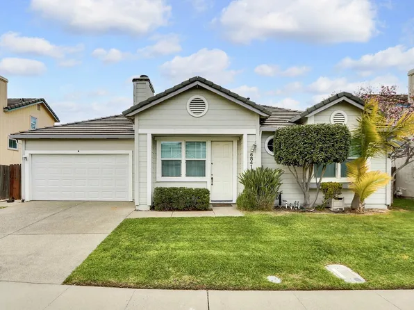 6841 Hampton Cove Way, Sacramento, CA 95823