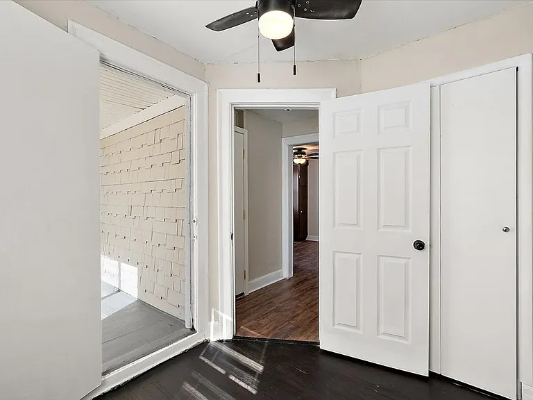 5741 Lakewood St — Photo 33