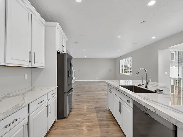 2123 N Wild Hyacinth Dr — Photo 8