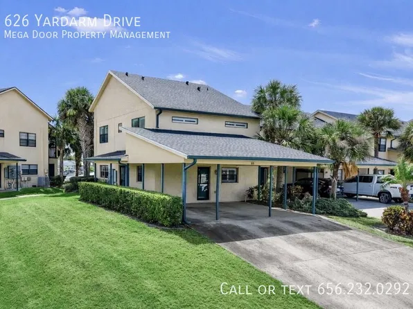 626 Yardarm Dr, Apollo Beach, FL 33572