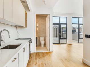 38-38 32nd St #820, Long Island City, NY 11101
