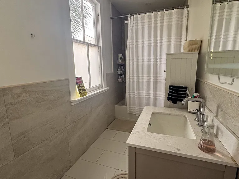 1133 Pine St #7212-7214 — Photo 12