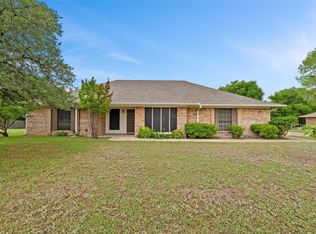 820 Castlemount St, Willow Park, TX 76087