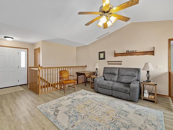 5th image of 4239 Fenwick Dr