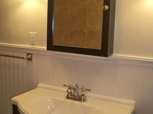 49 Booraem Avenue image 18 of 23