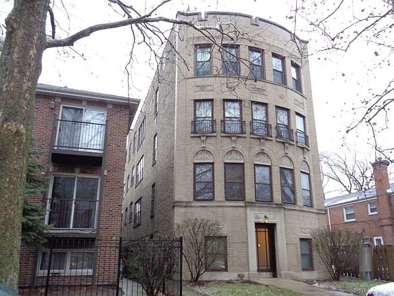 3rd image of 7409 N Claremont Ave #2